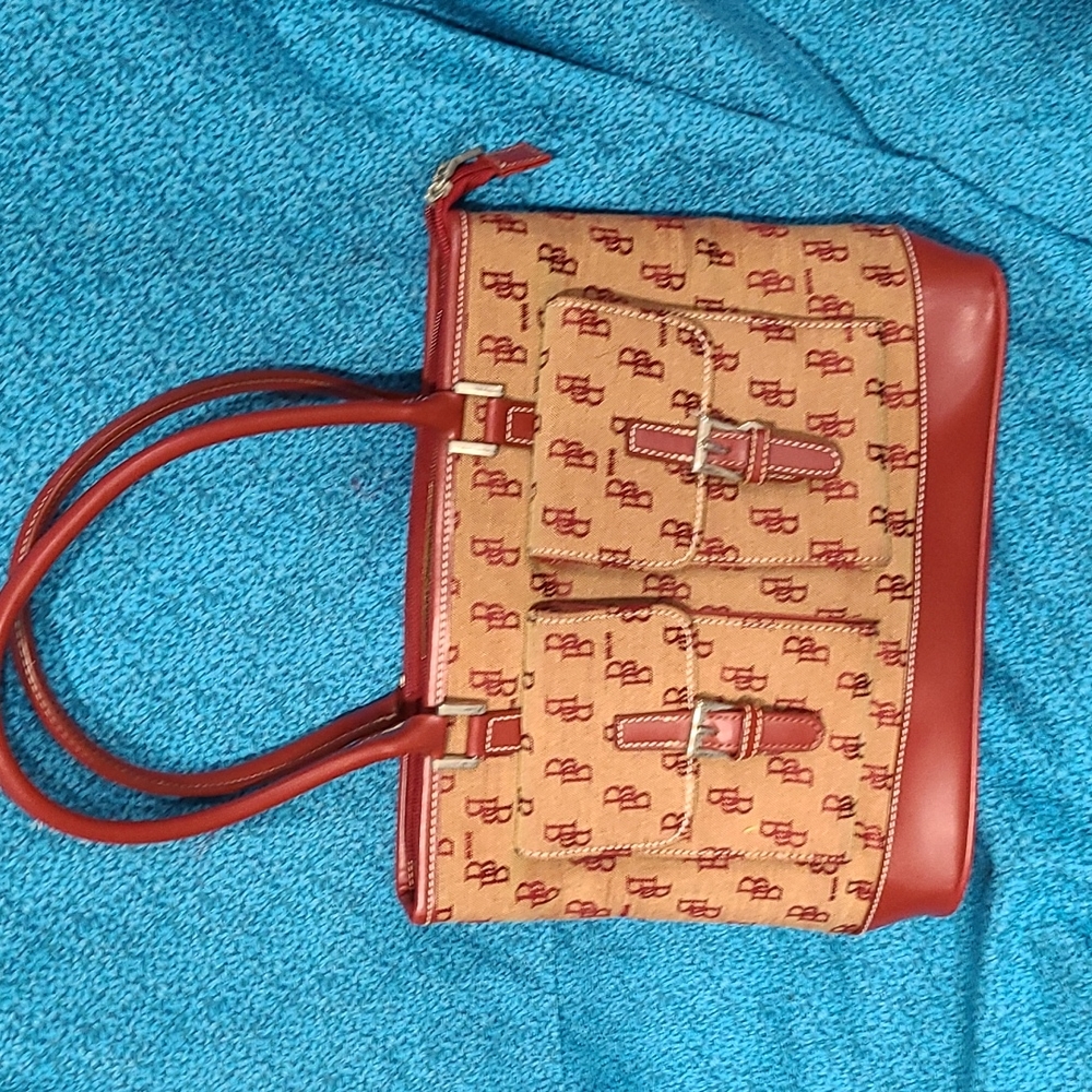 Shoulder bag